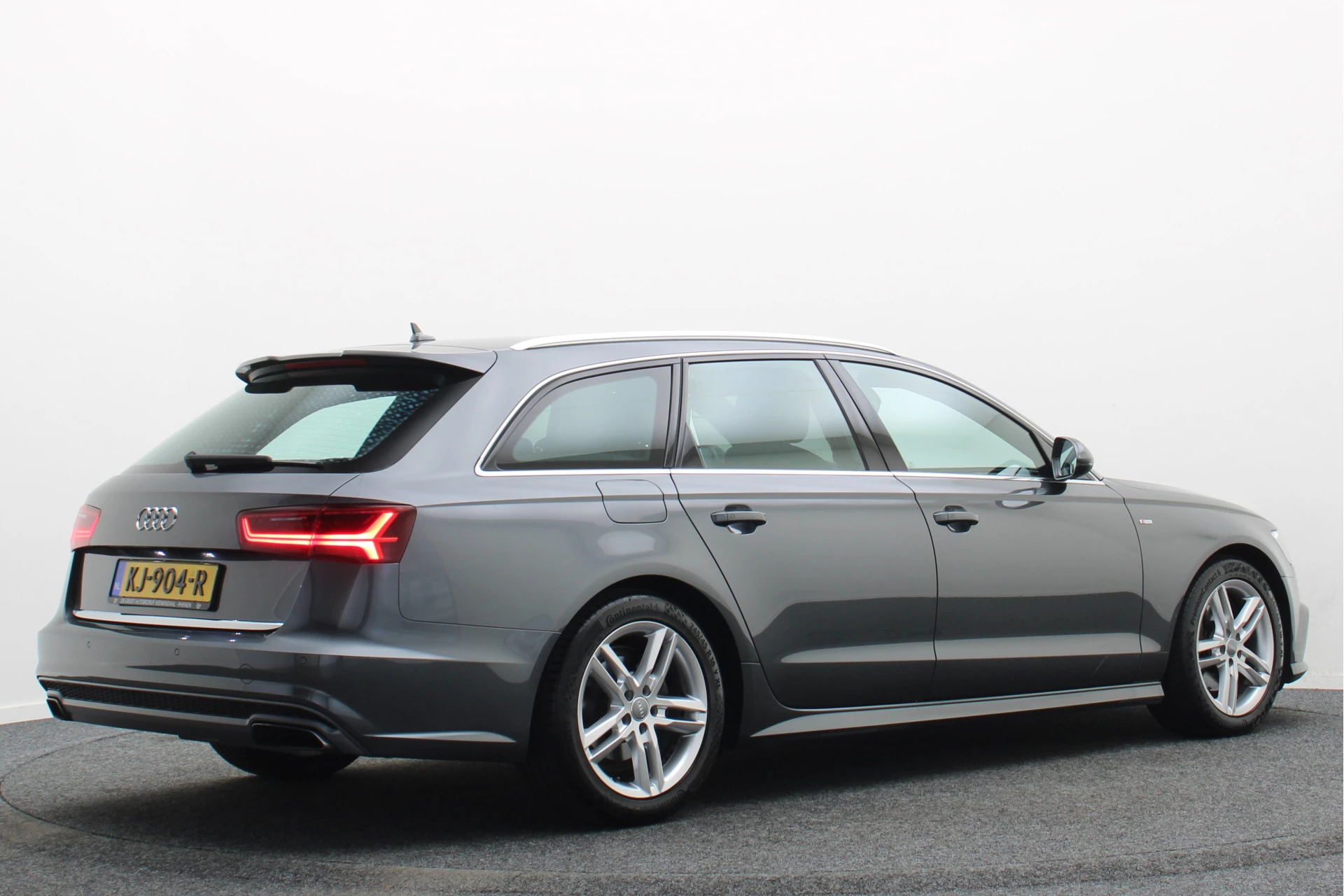 Hoofdafbeelding Audi A6