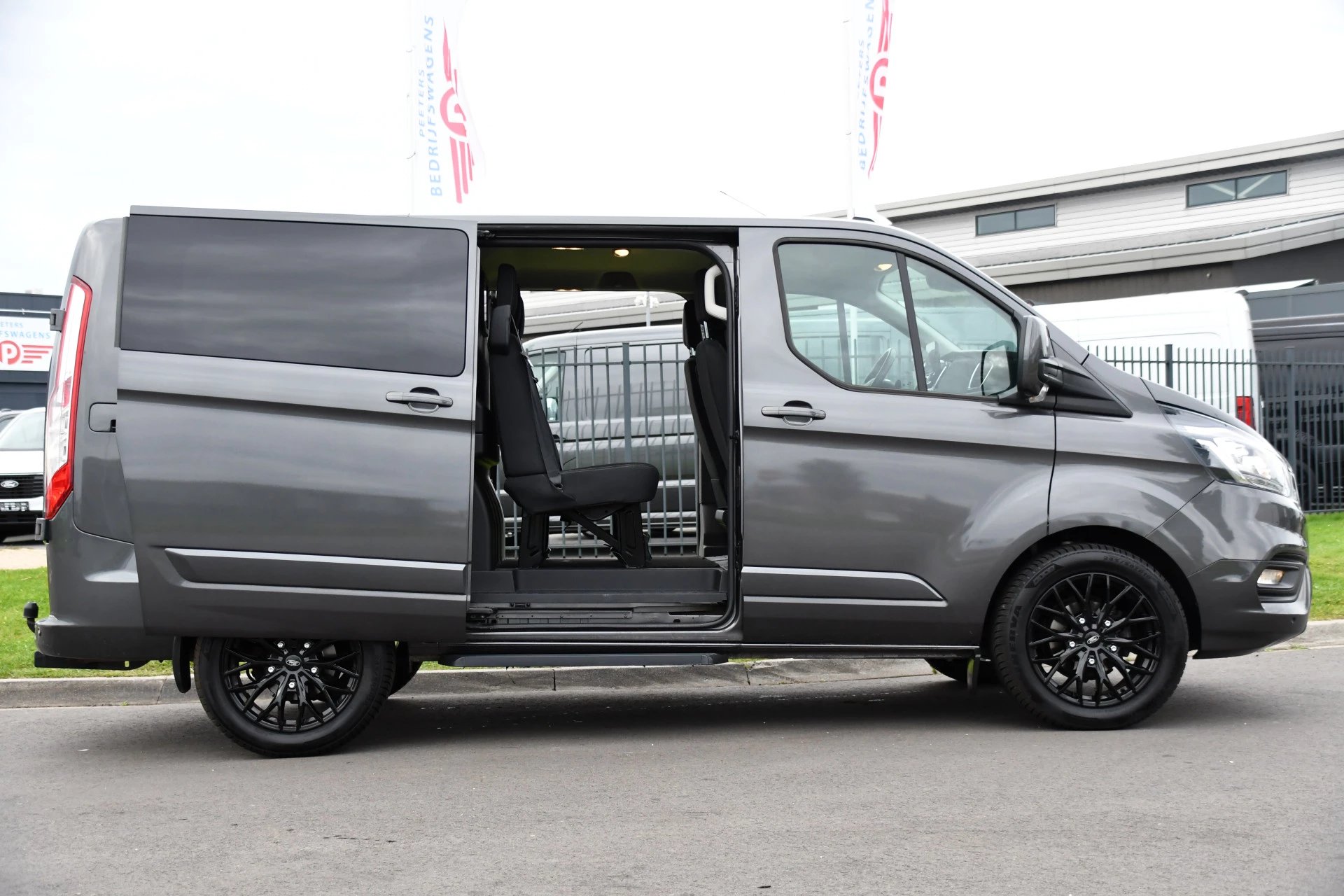 Hoofdafbeelding Ford Transit Custom