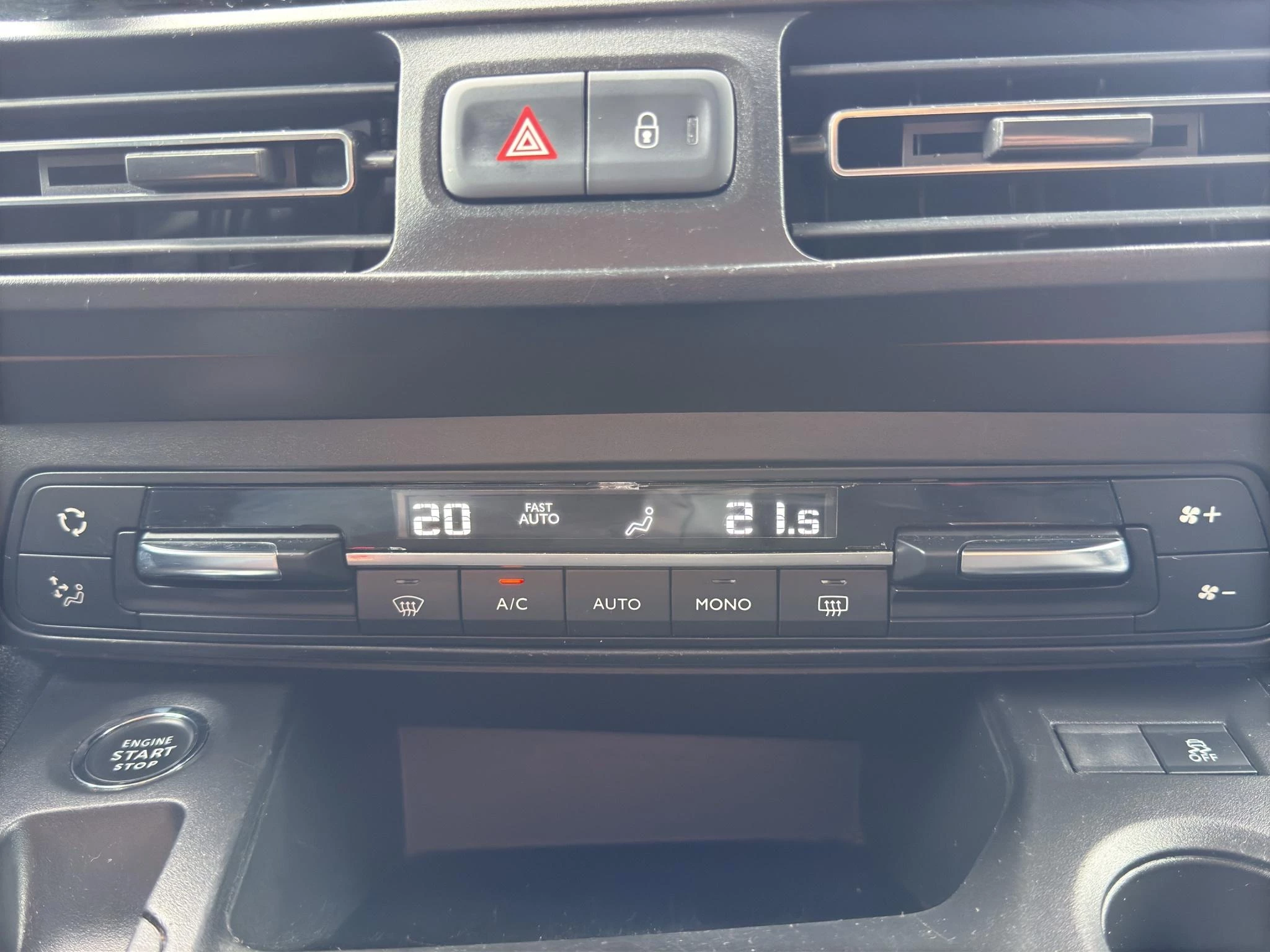 Hoofdafbeelding Peugeot Rifter