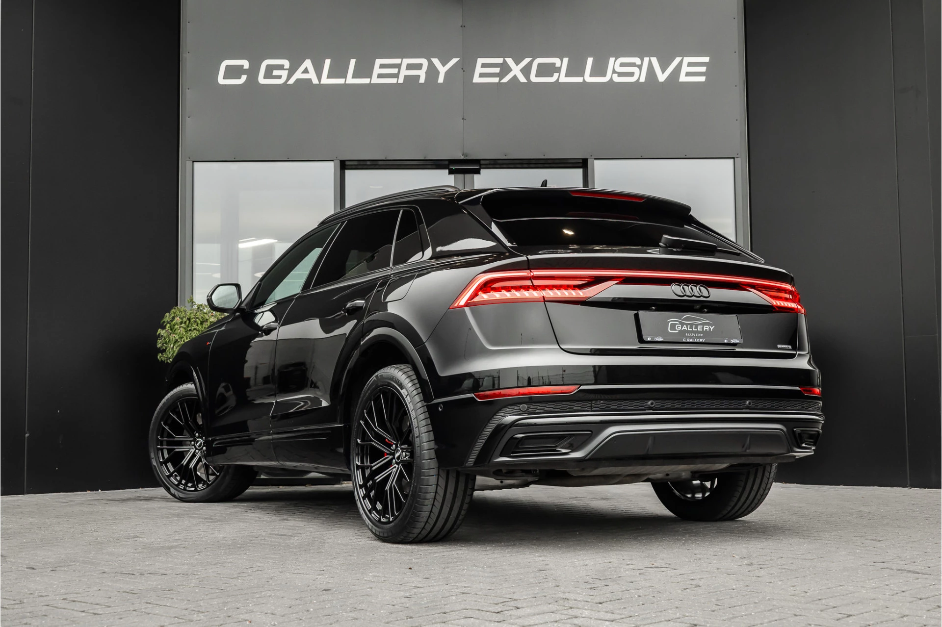 Hoofdafbeelding Audi Q8