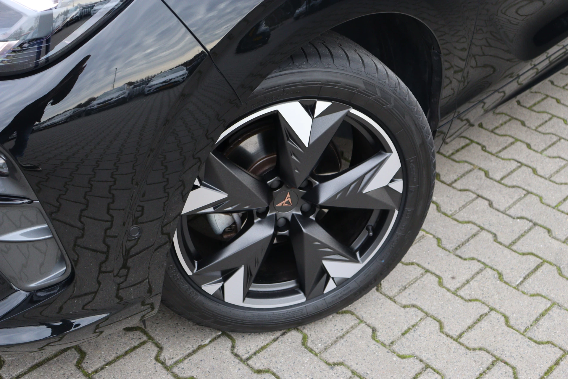 Hoofdafbeelding CUPRA Terramar