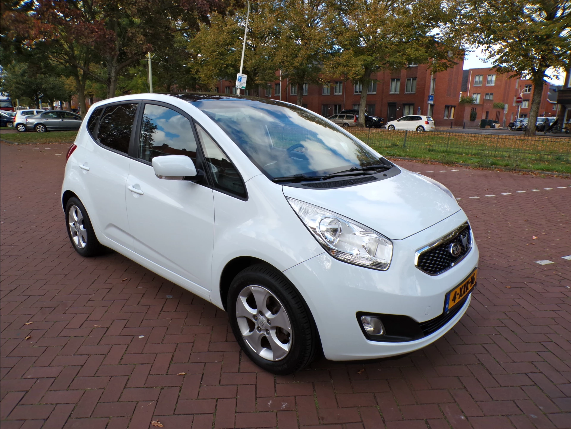 Hoofdafbeelding Kia Venga
