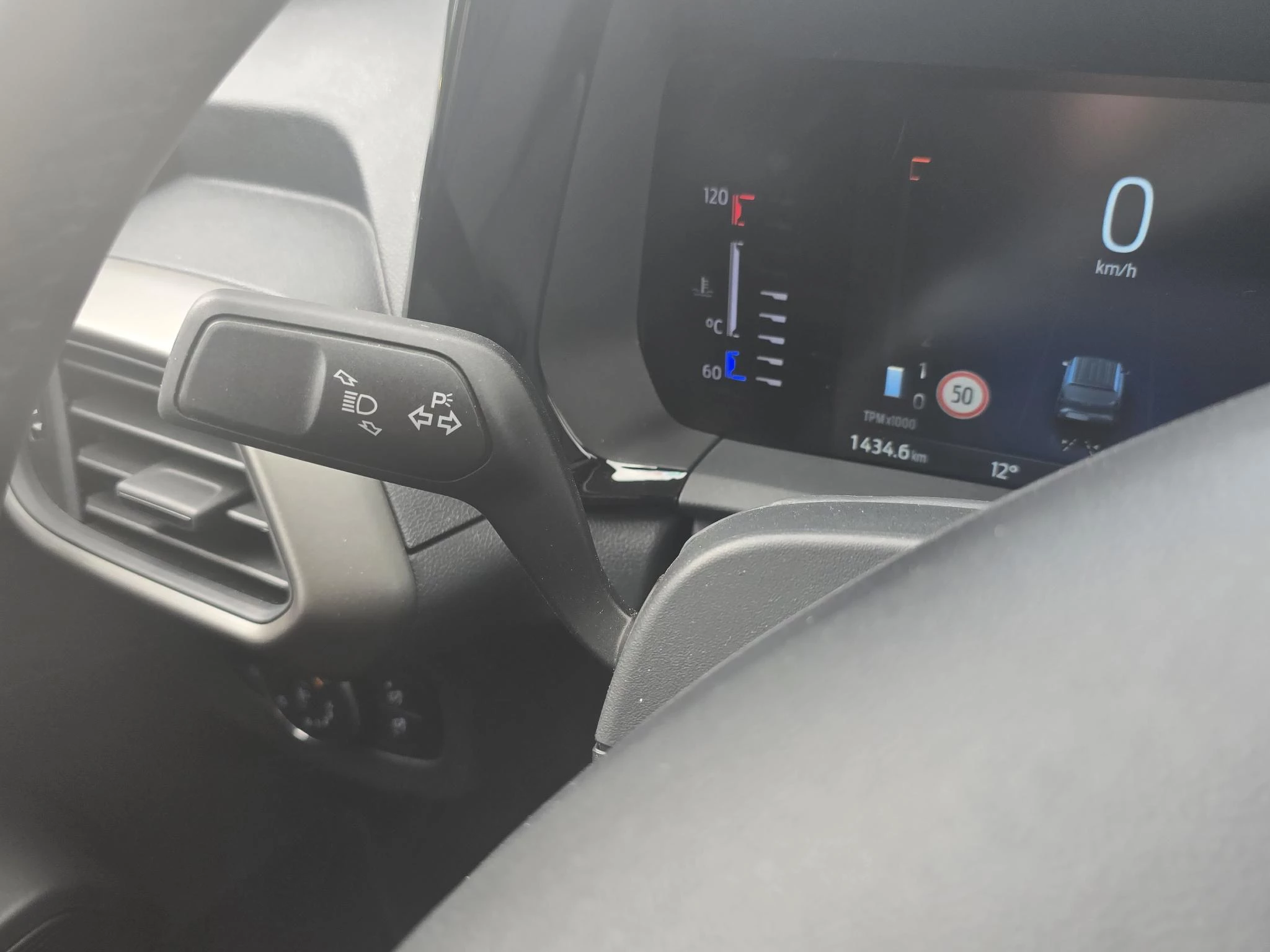 Hoofdafbeelding Ford Transit Courier