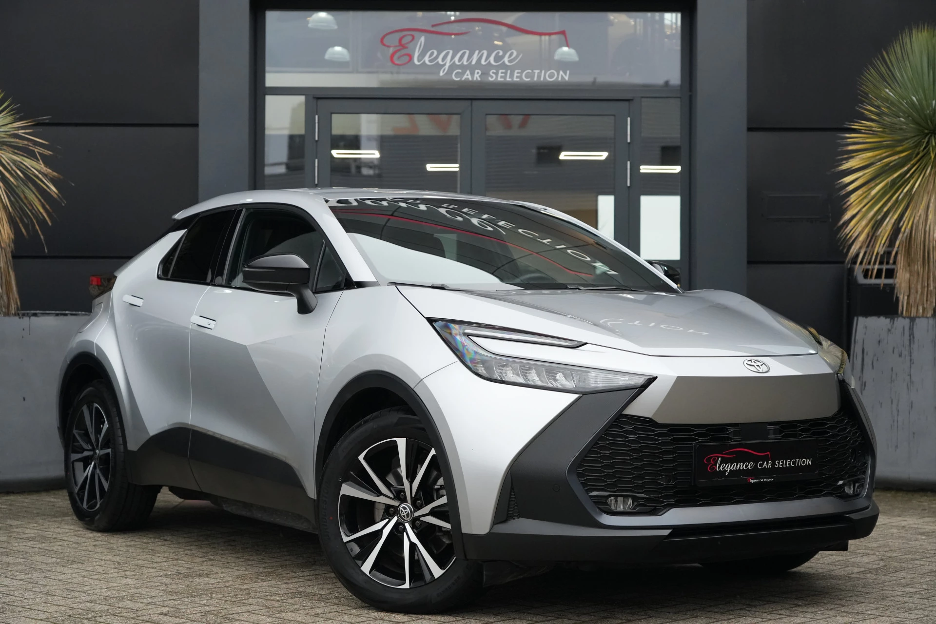 Hoofdafbeelding Toyota C-HR