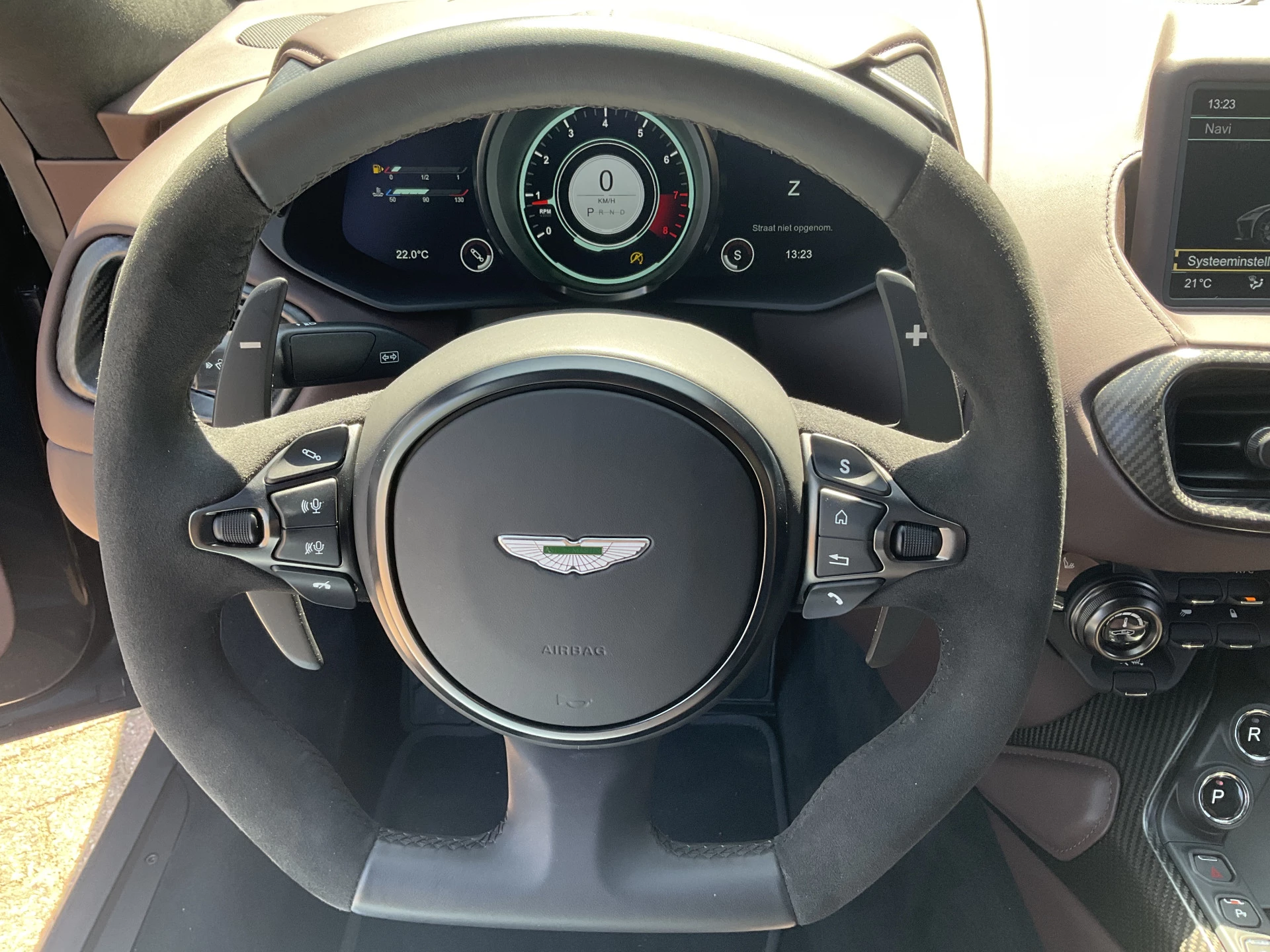 Hoofdafbeelding Aston Martin V8 Vantage