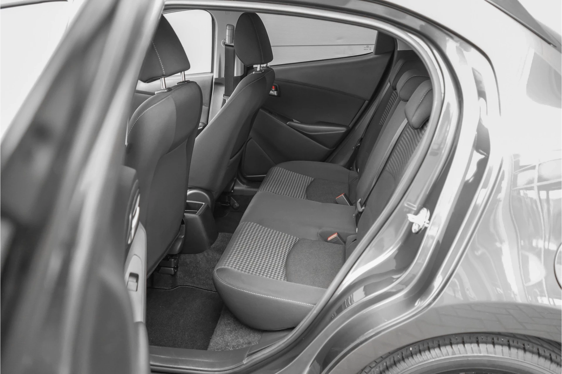 Hoofdafbeelding Mazda 2