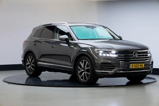 Hoofdafbeelding Volkswagen Touareg Volkswagen Touareg 3.0 TSi eHybrid 4MOTION | Assistentie Pakket |