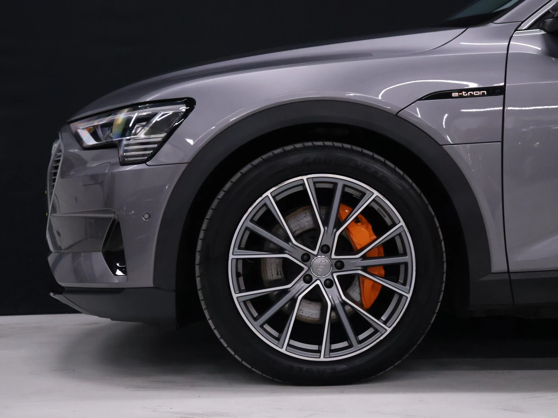 Hoofdafbeelding Audi e-tron