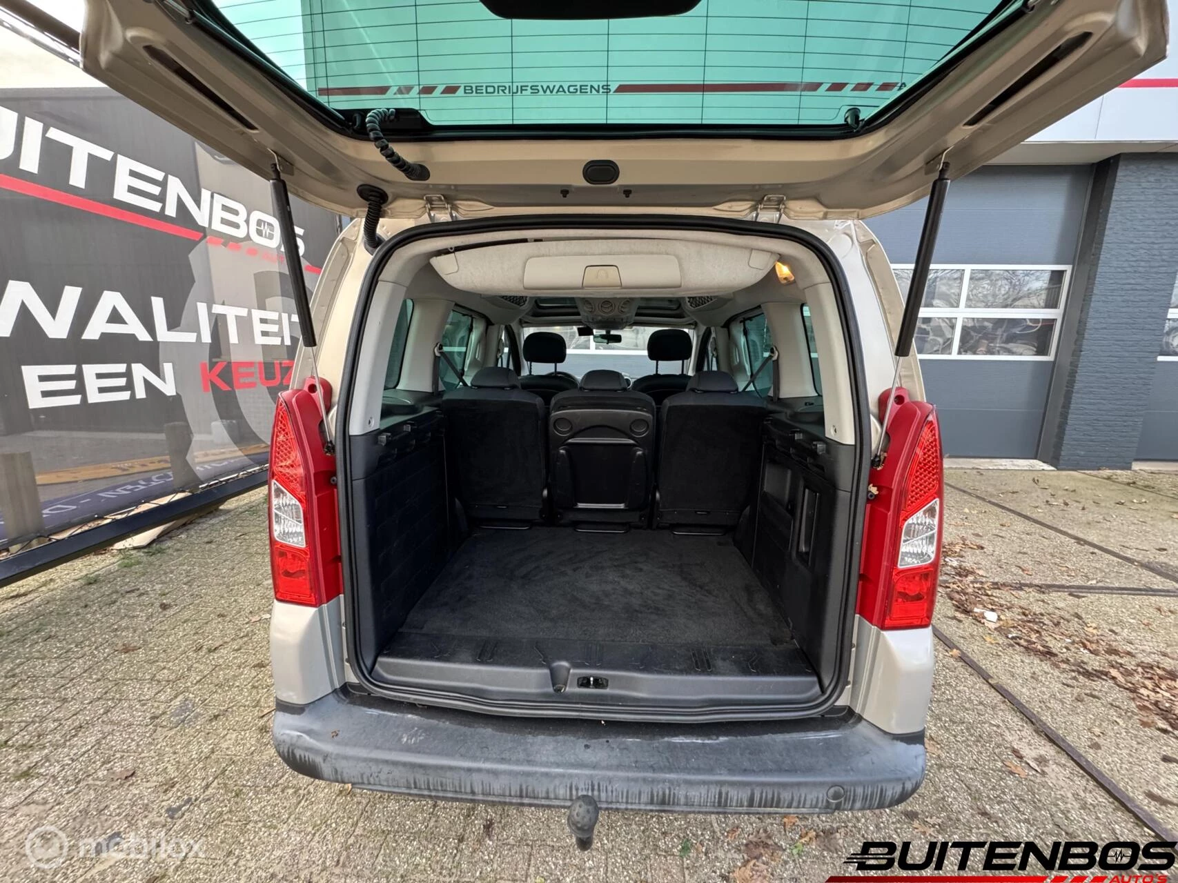 Hoofdafbeelding Peugeot Partner