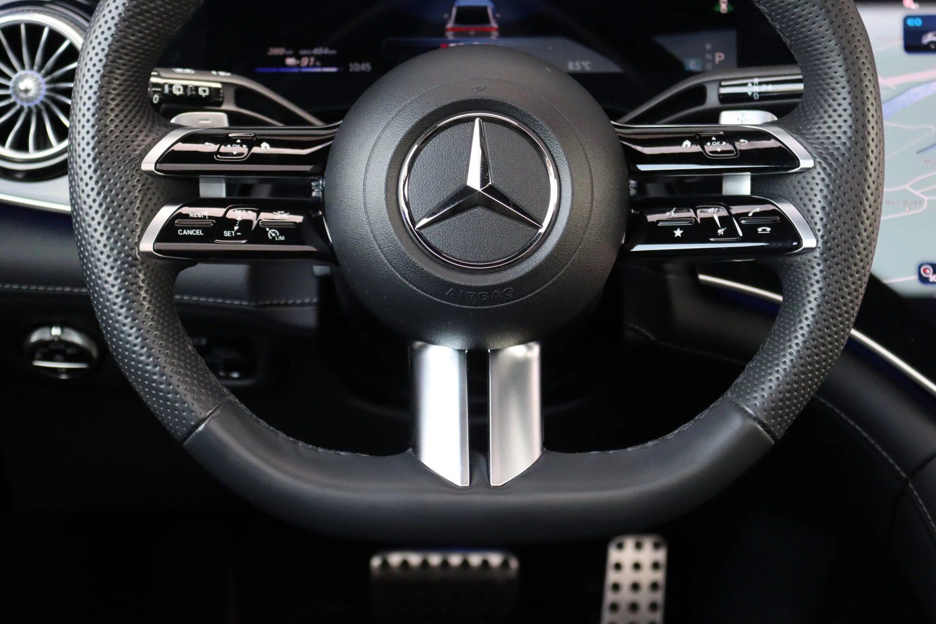 Hoofdafbeelding Mercedes-Benz EQE