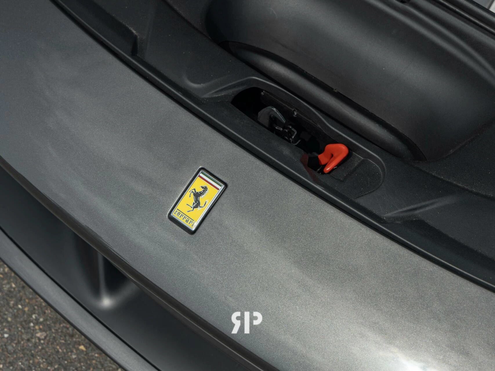 Hoofdafbeelding Ferrari F8 Tributo
