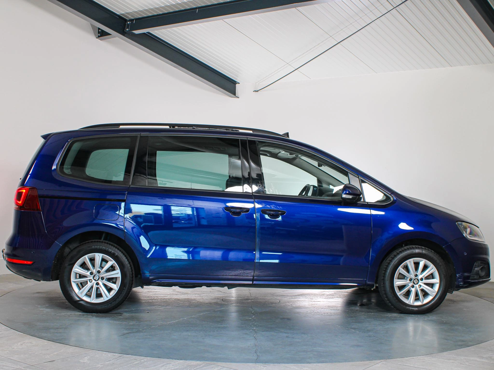 Hoofdafbeelding SEAT Alhambra