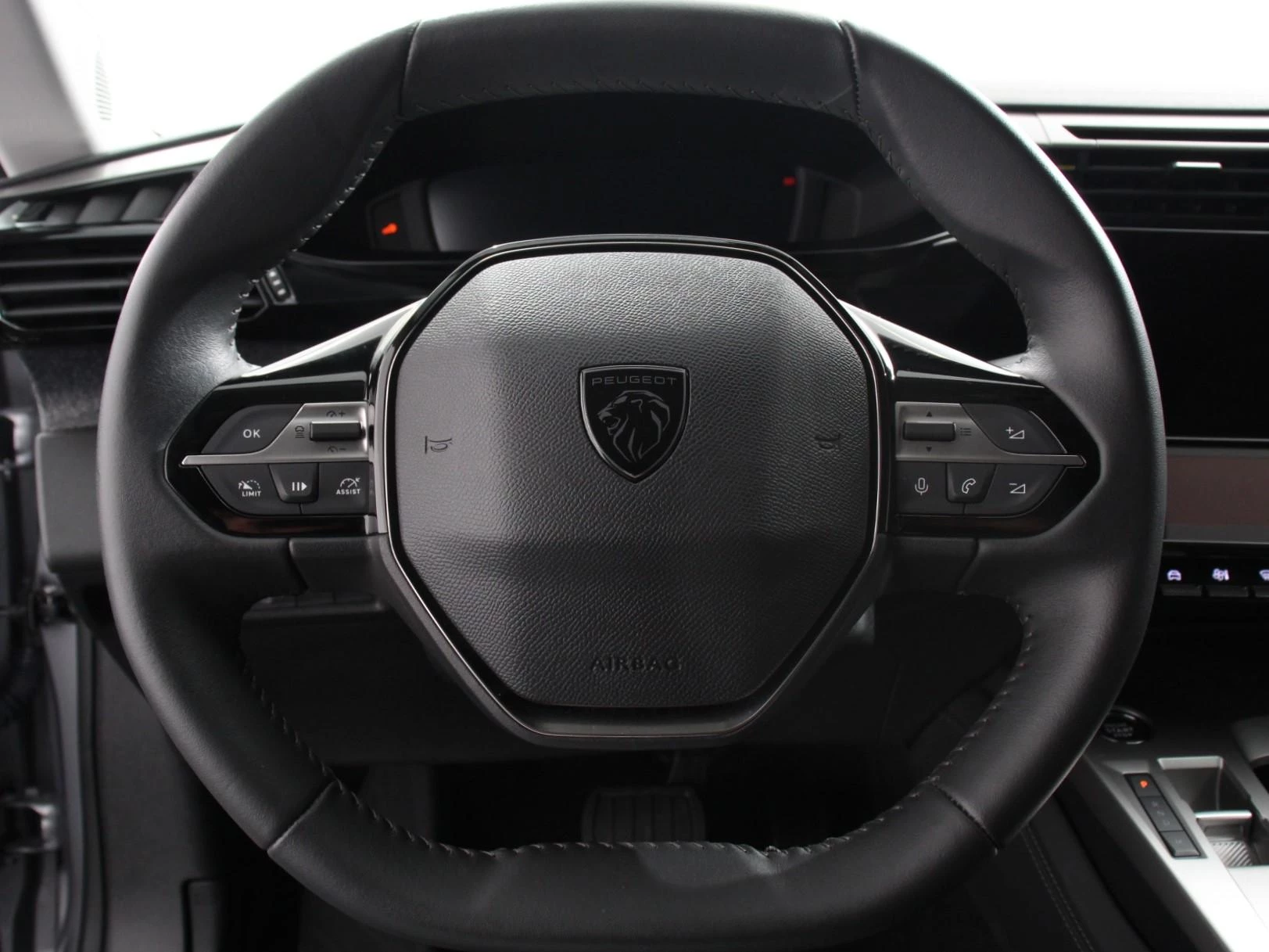 Hoofdafbeelding Peugeot 408