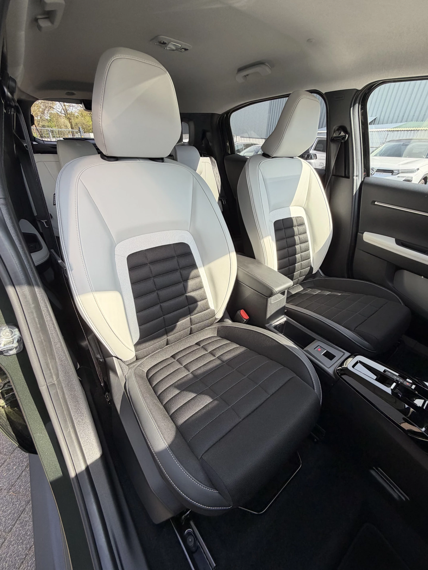 Hoofdafbeelding Citroën ë-C3 Aircross