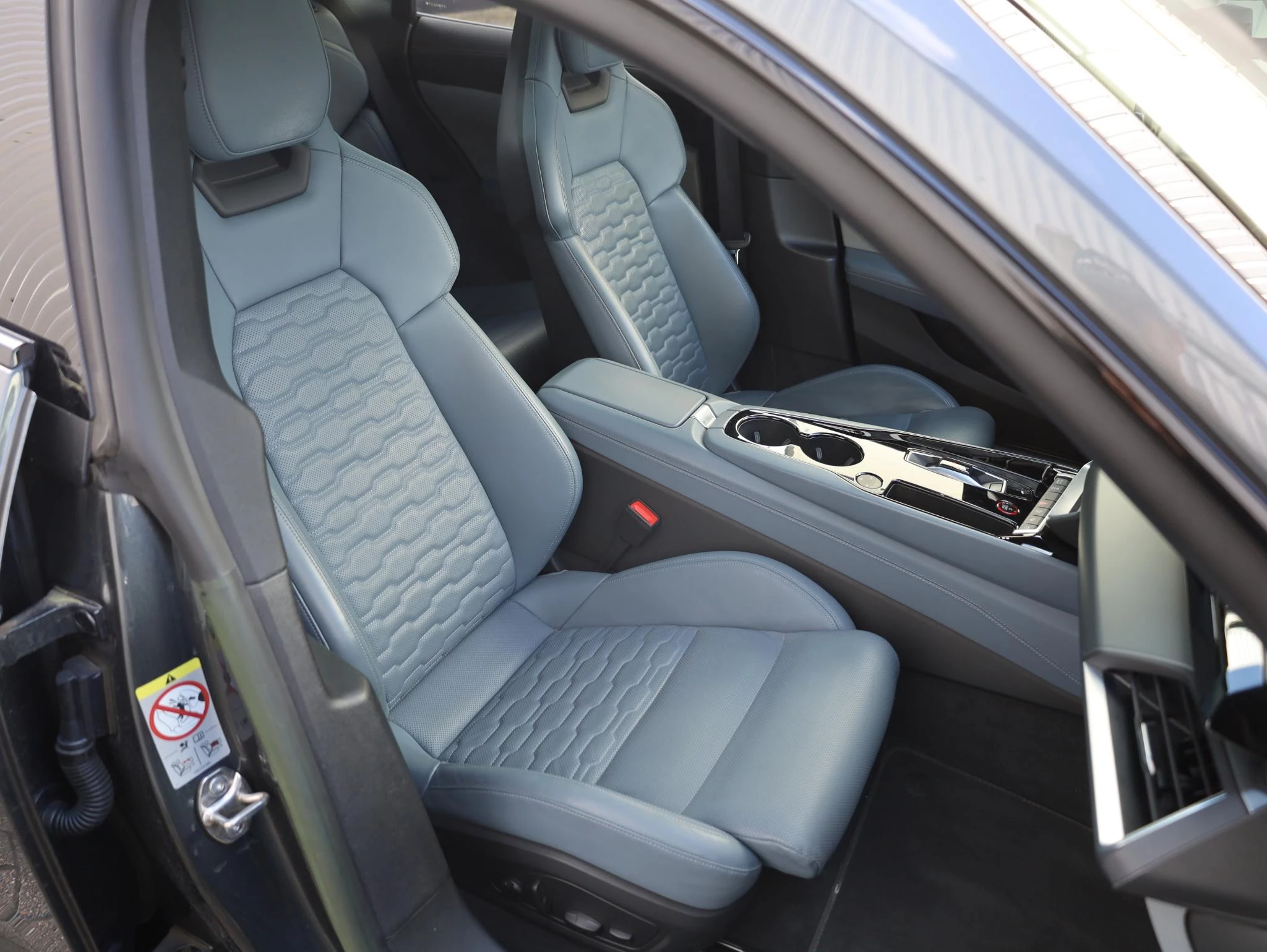 Hoofdafbeelding Audi e-tron GT