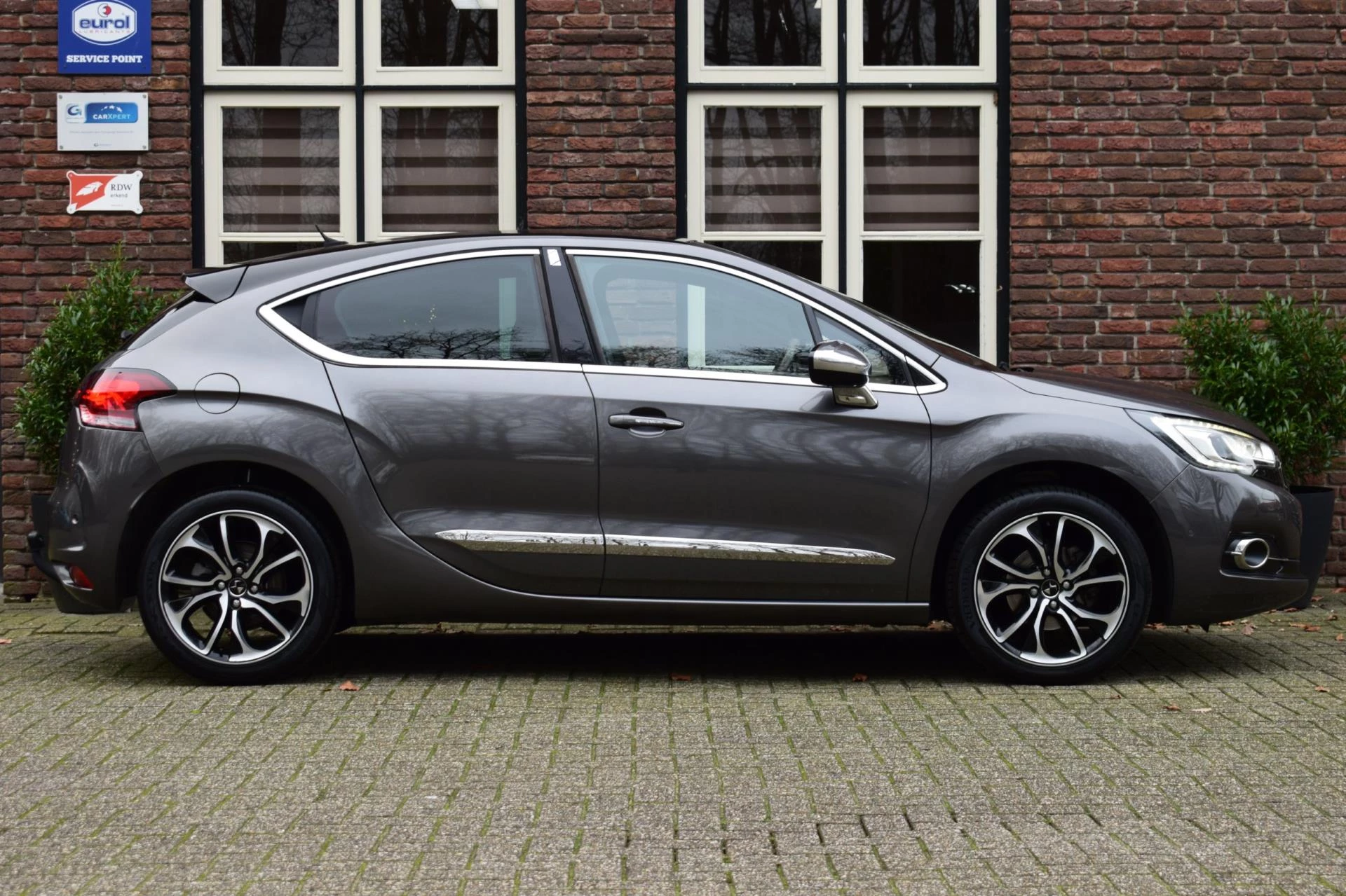 Hoofdafbeelding DS DS 4