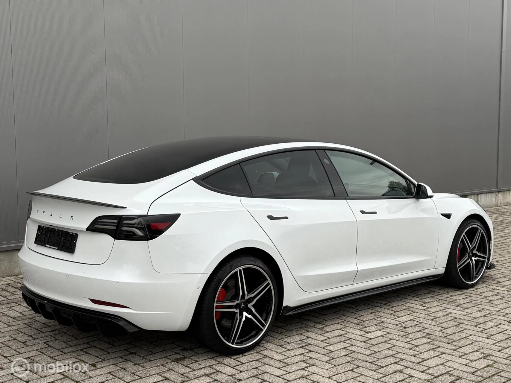 Hoofdafbeelding Tesla Model 3