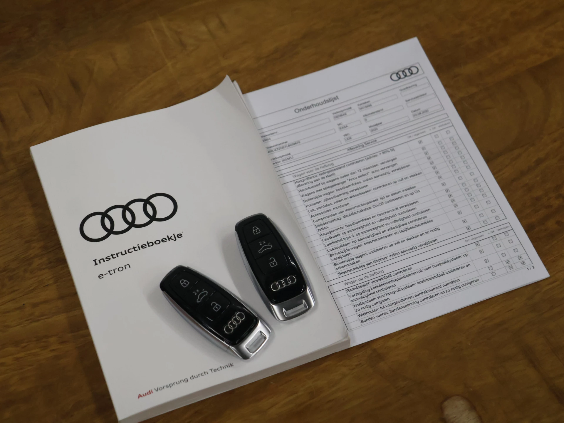 Hoofdafbeelding Audi e-tron