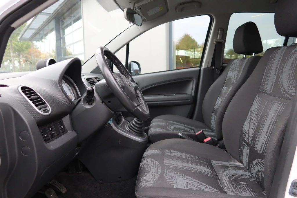 Hoofdafbeelding Opel Agila