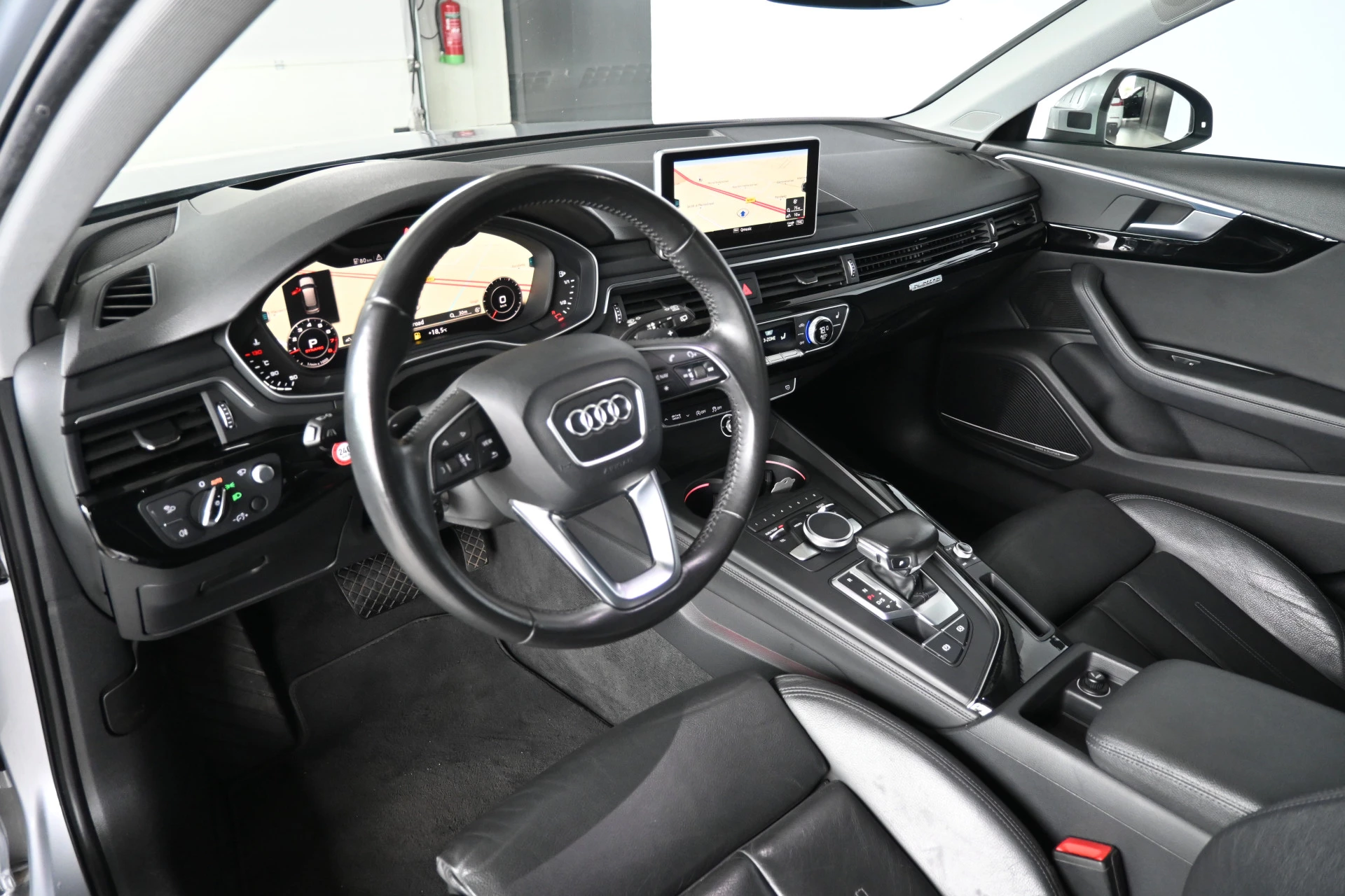 Hoofdafbeelding Audi A4