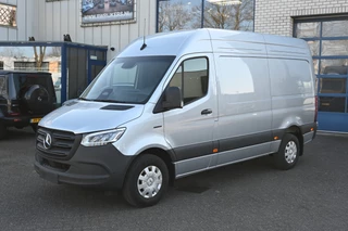 Mercedes-Benz eSprinter 320 L2H2 Select 81kWh Distronic, Navigatie en Smartphone integratie pakket, LED