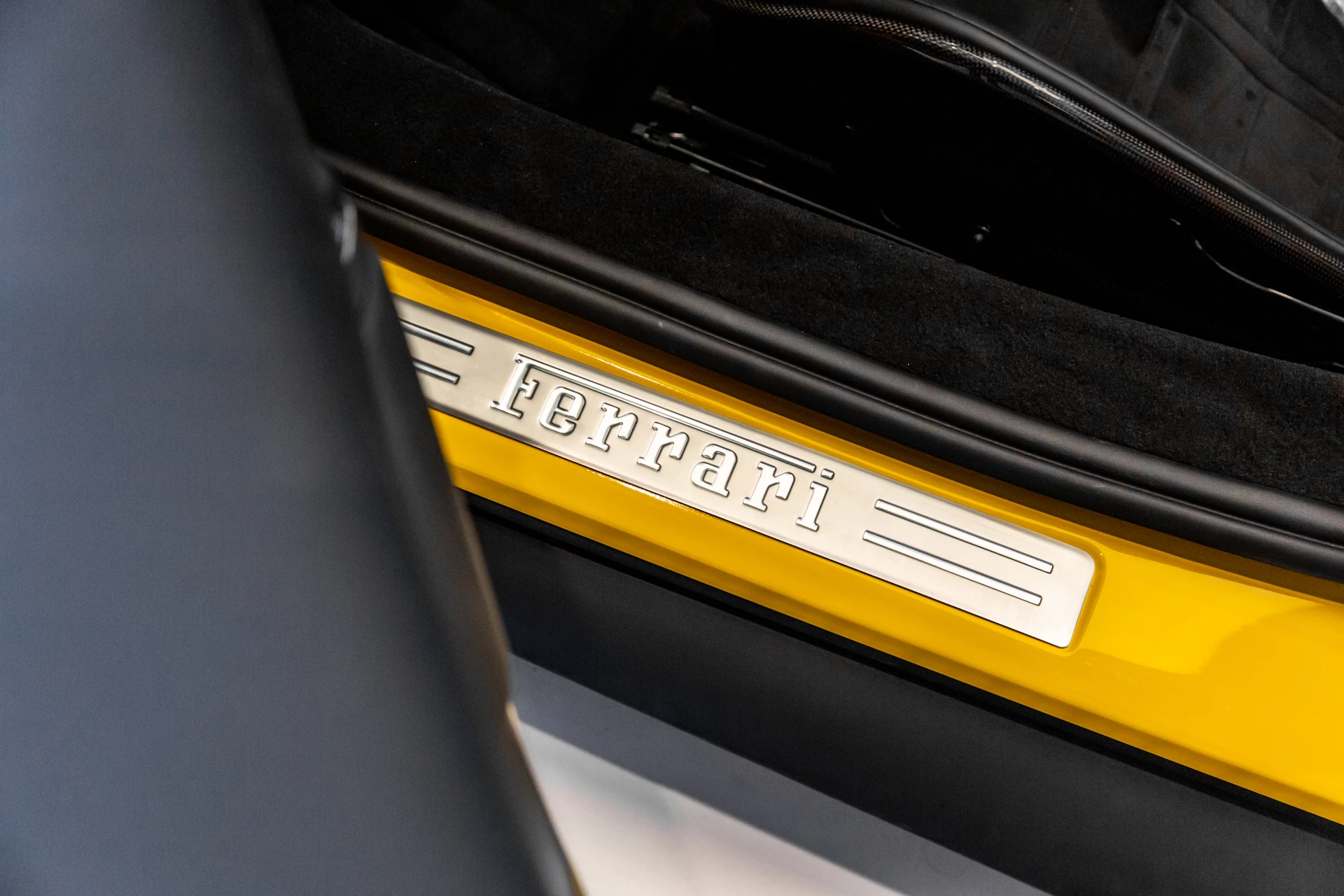 Hoofdafbeelding Ferrari 296