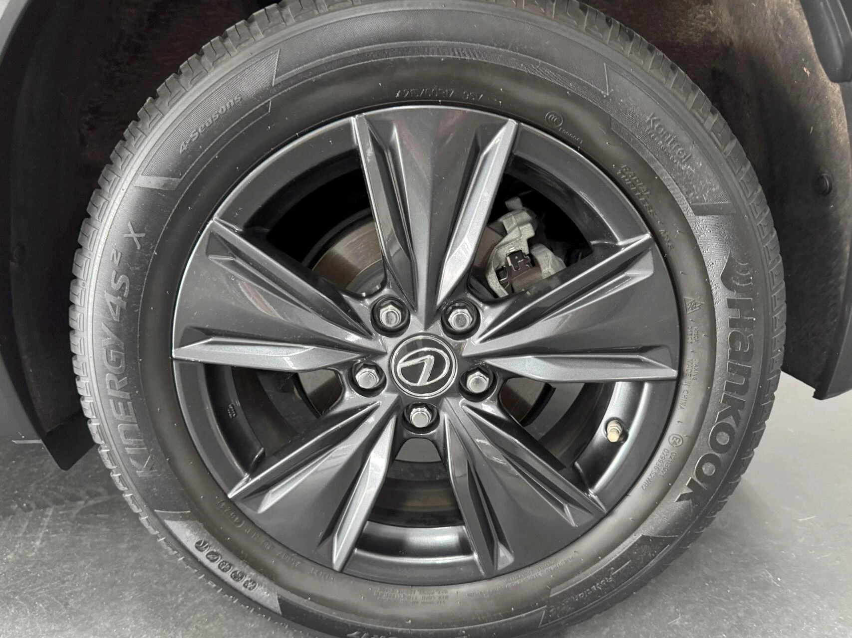 Hoofdafbeelding Lexus UX