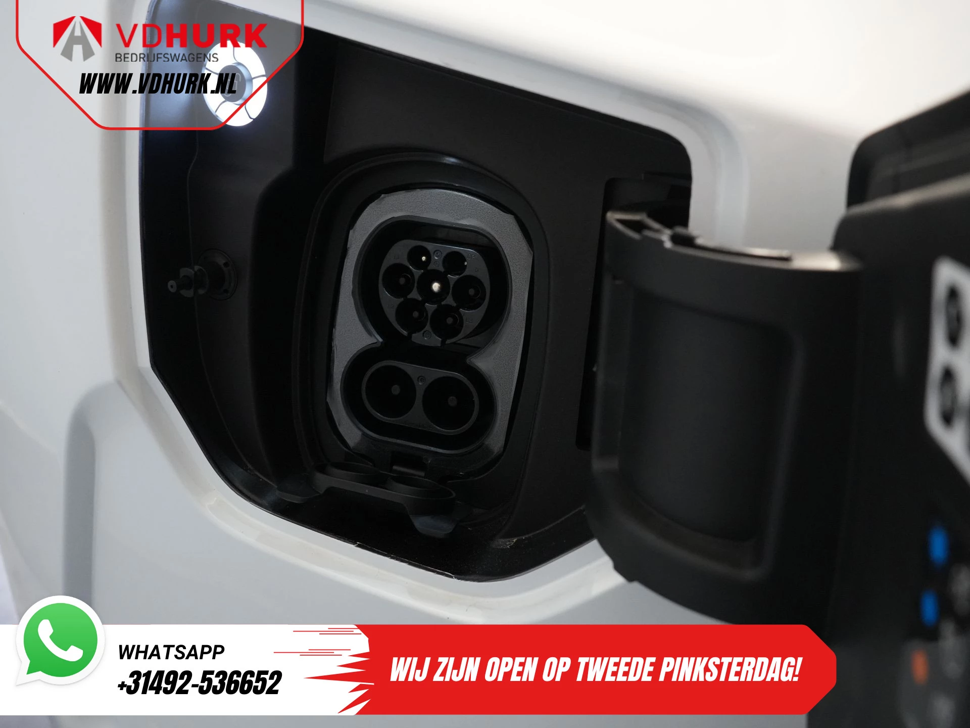 Hoofdafbeelding Ford E-Transit Custom