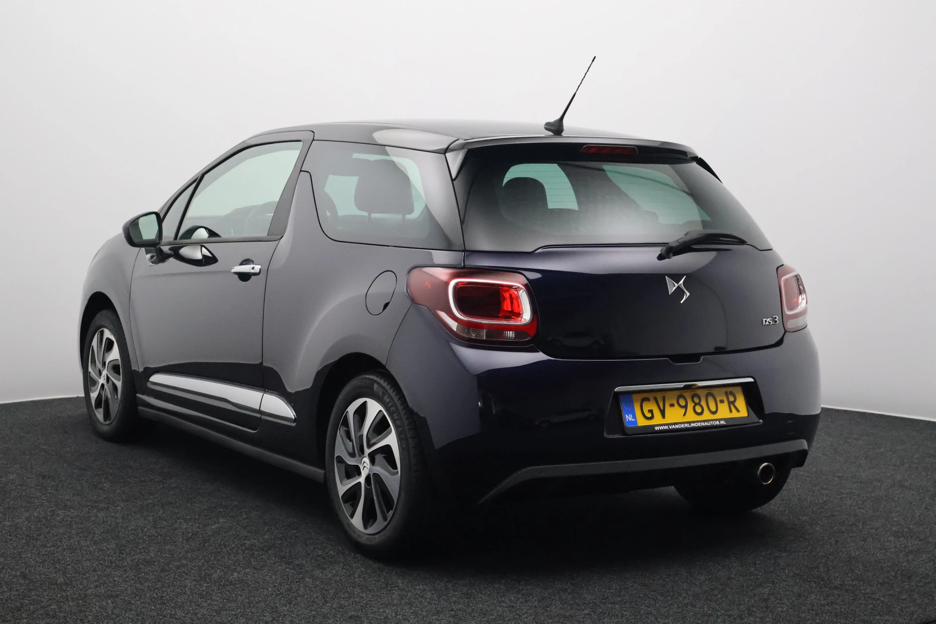 Hoofdafbeelding DS DS 3