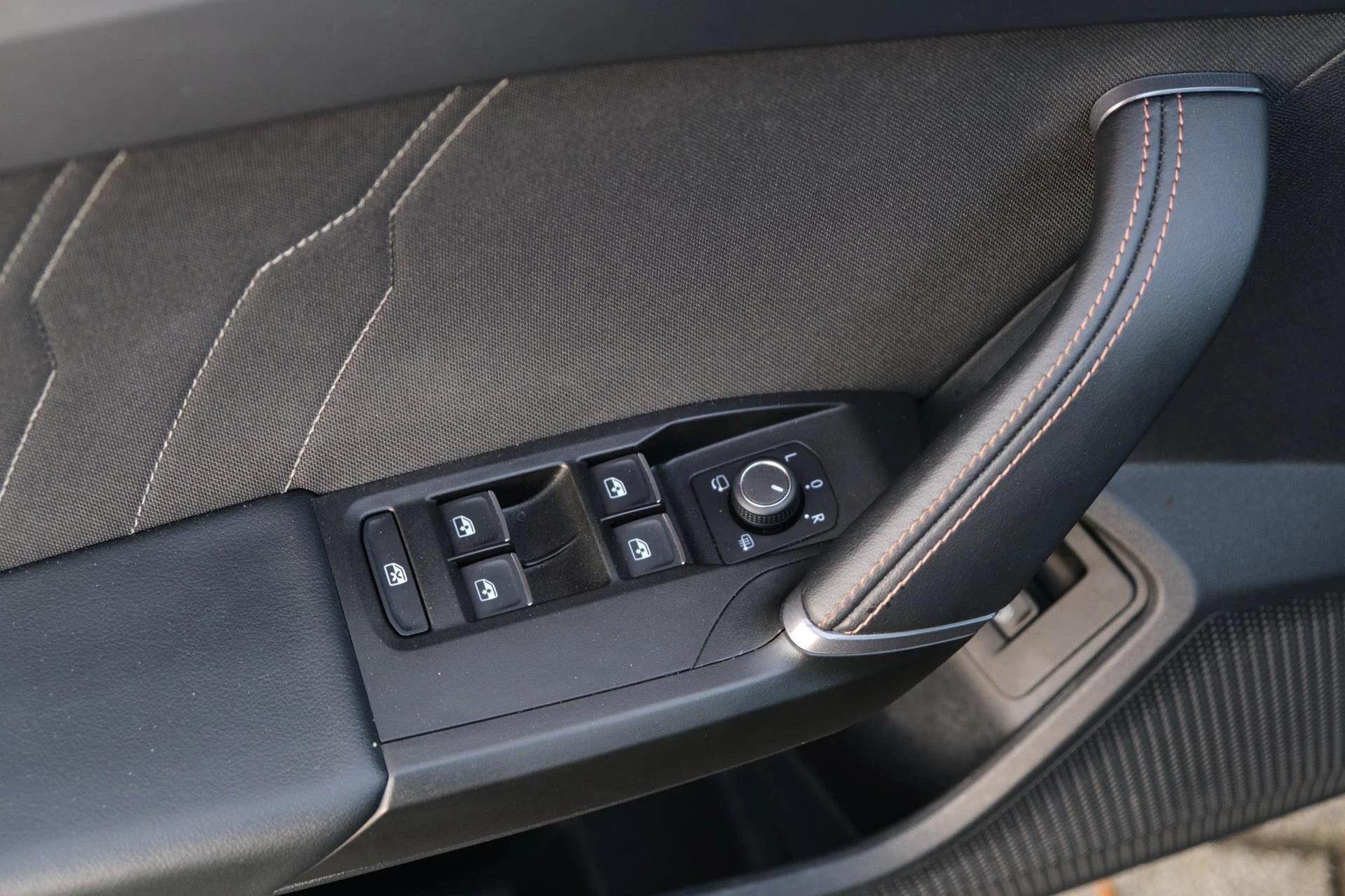 Hoofdafbeelding CUPRA Leon