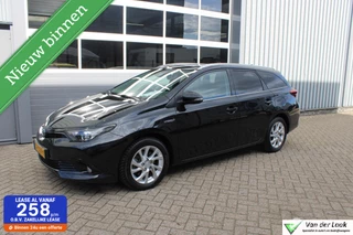 Hoofdafbeelding Toyota Auris Toyota Auris Touring Sports 1.8 Hybrid Dynamic | NL Auto Boekjes | Keyless Entry | Navigatie |