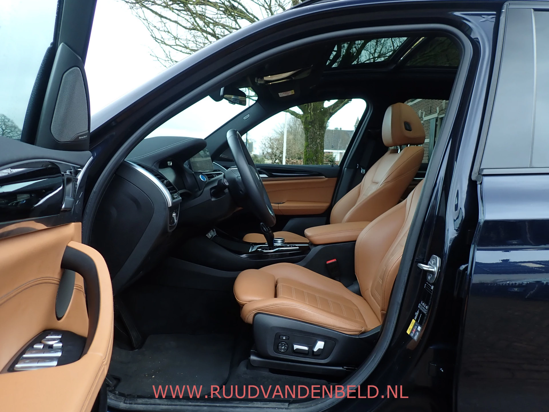 Hoofdafbeelding BMW iX3