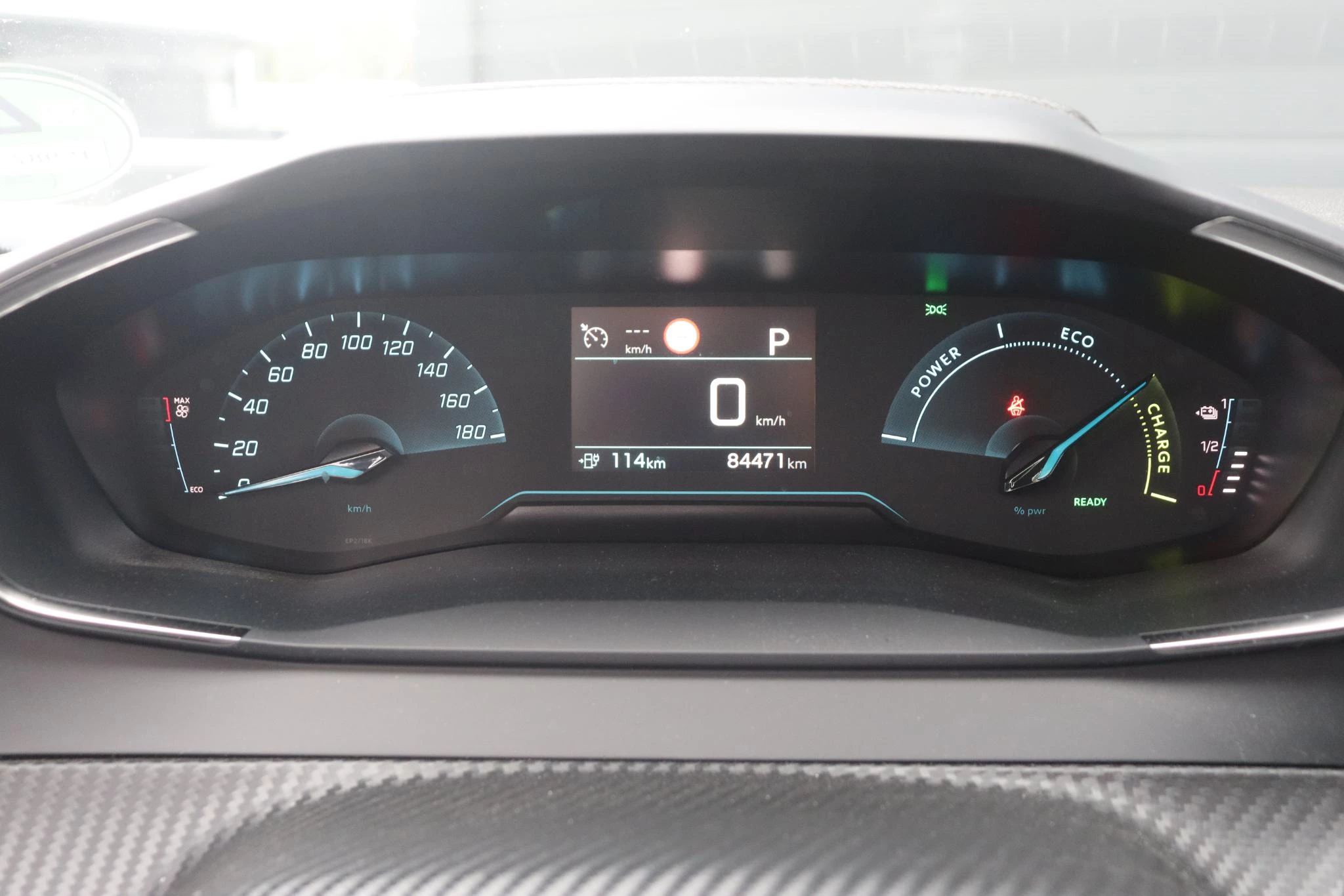 Hoofdafbeelding Peugeot e-208