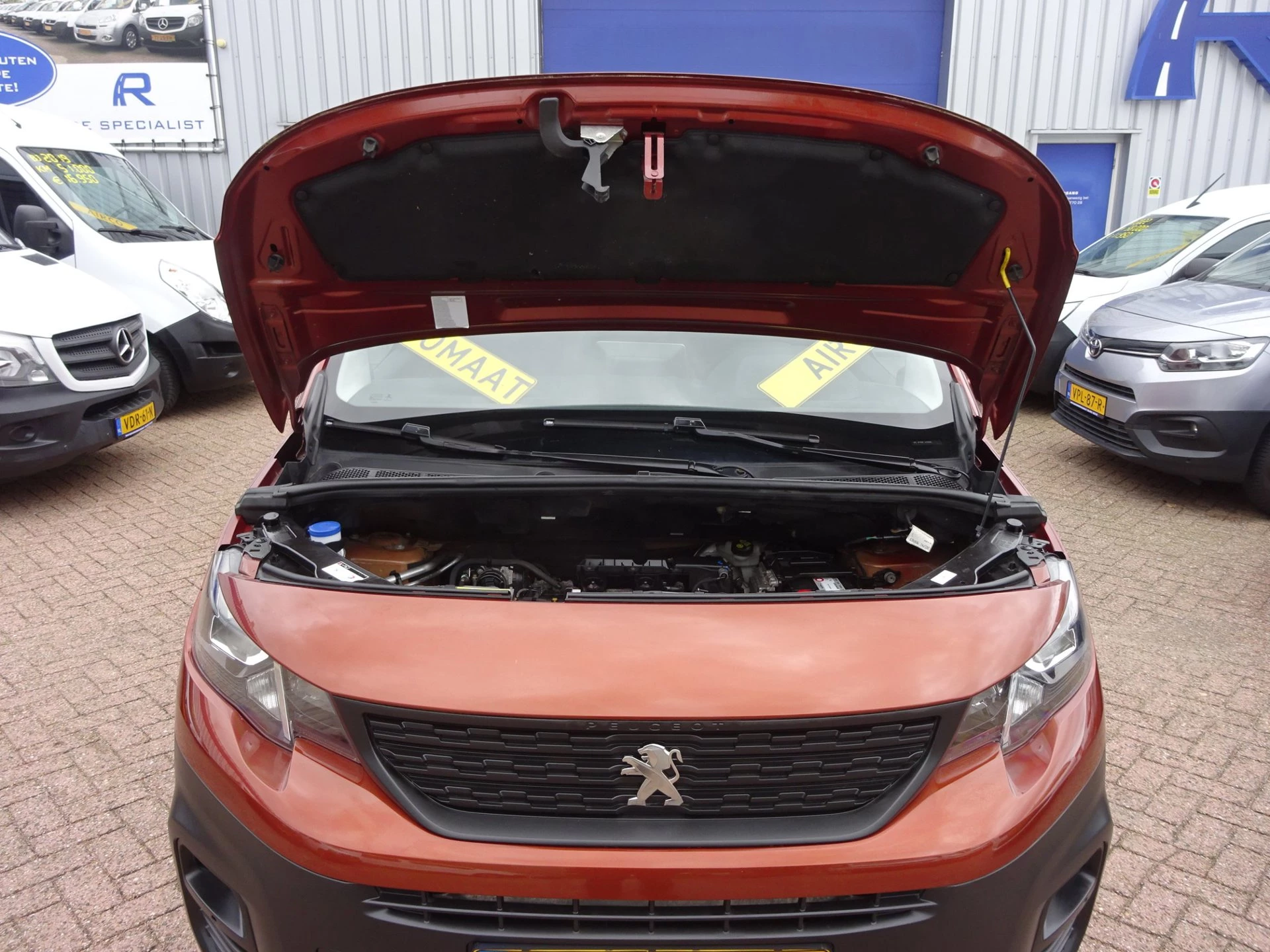 Hoofdafbeelding Peugeot Partner
