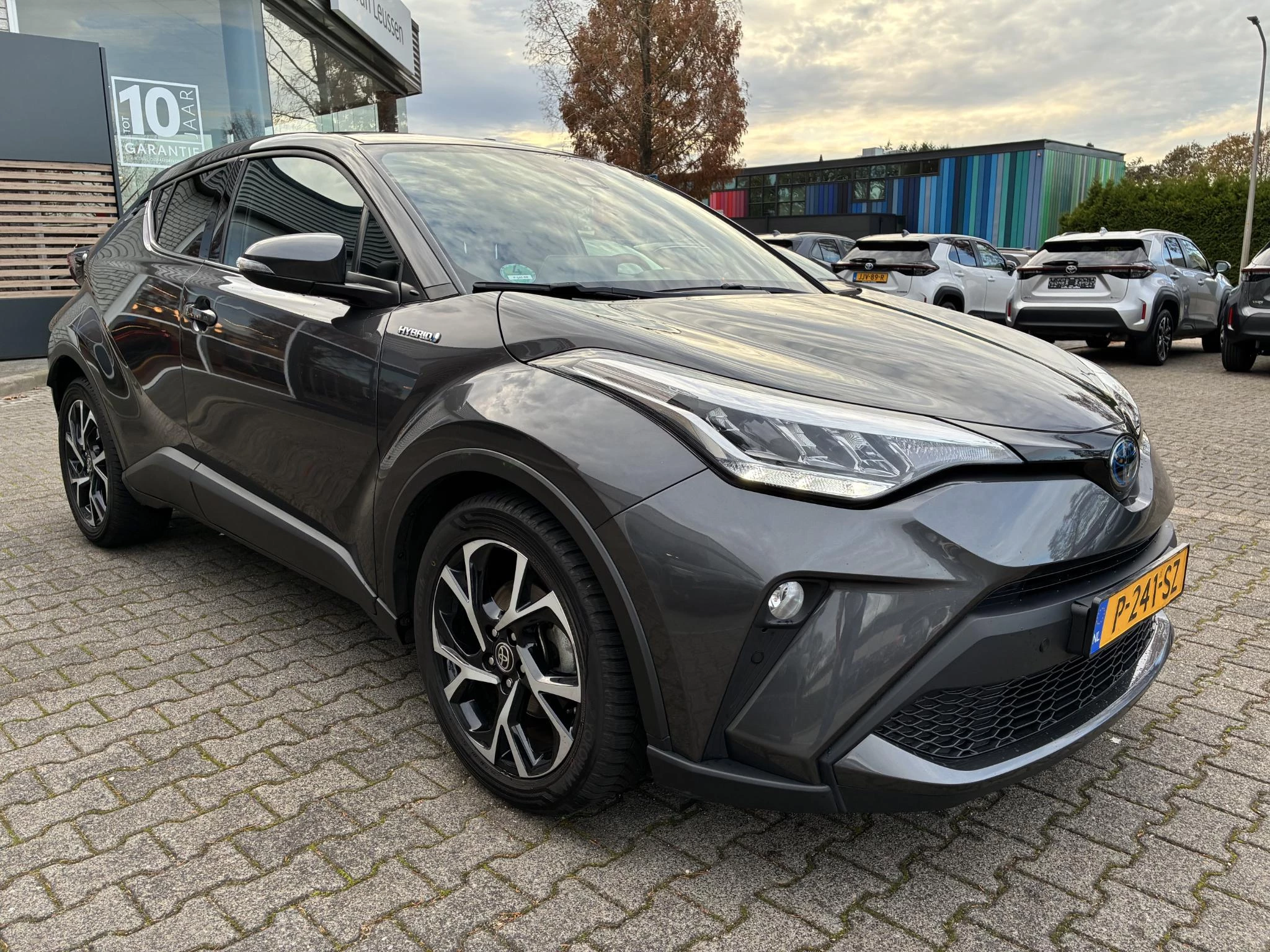 Hoofdafbeelding Toyota C-HR