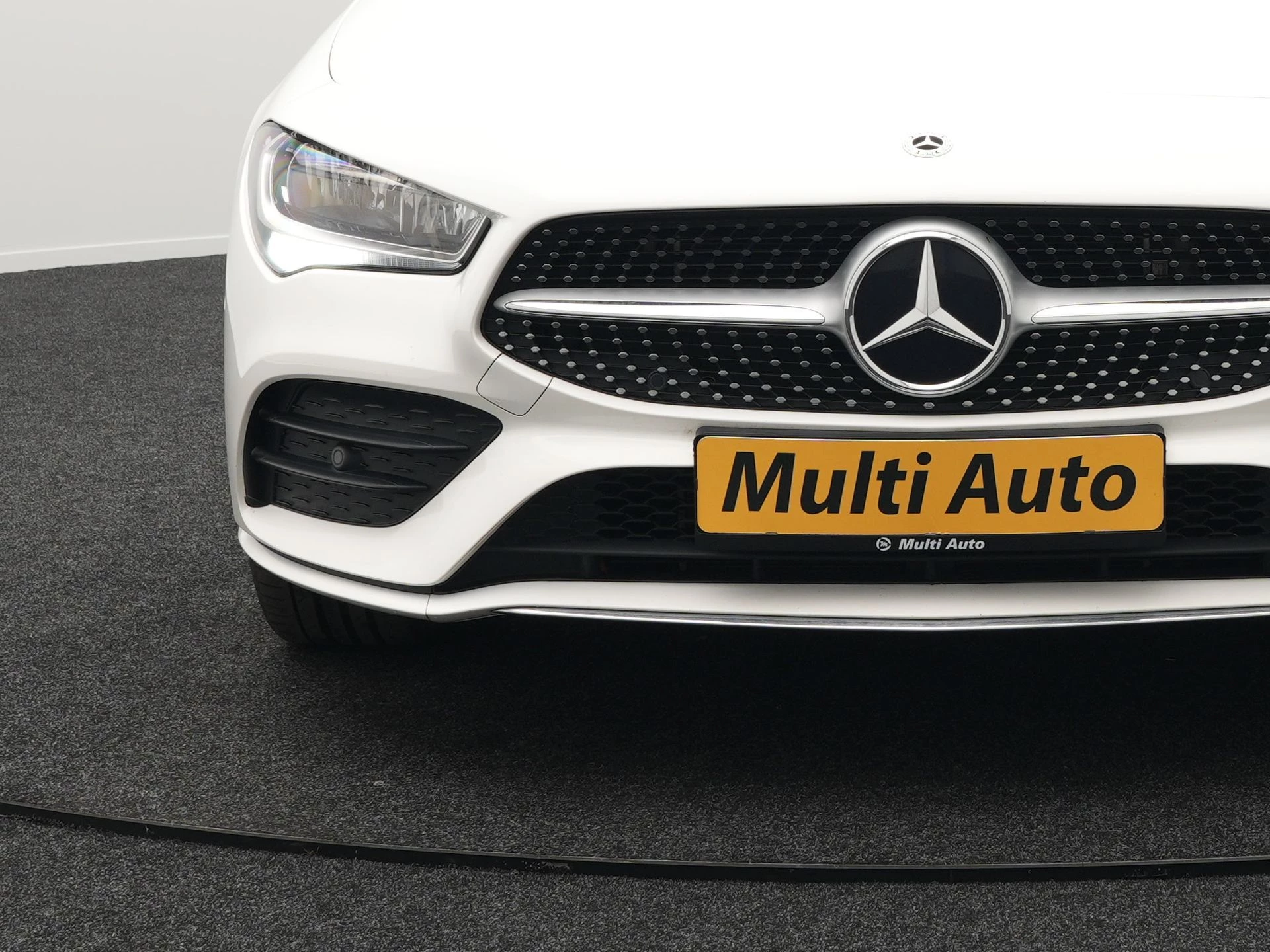 Hoofdafbeelding Mercedes-Benz CLA