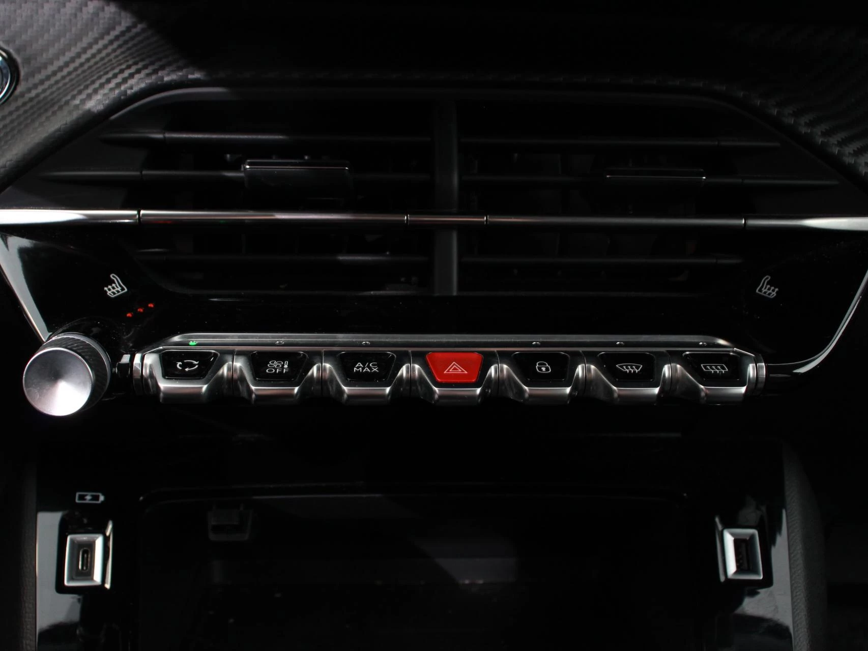 Hoofdafbeelding Peugeot e-208