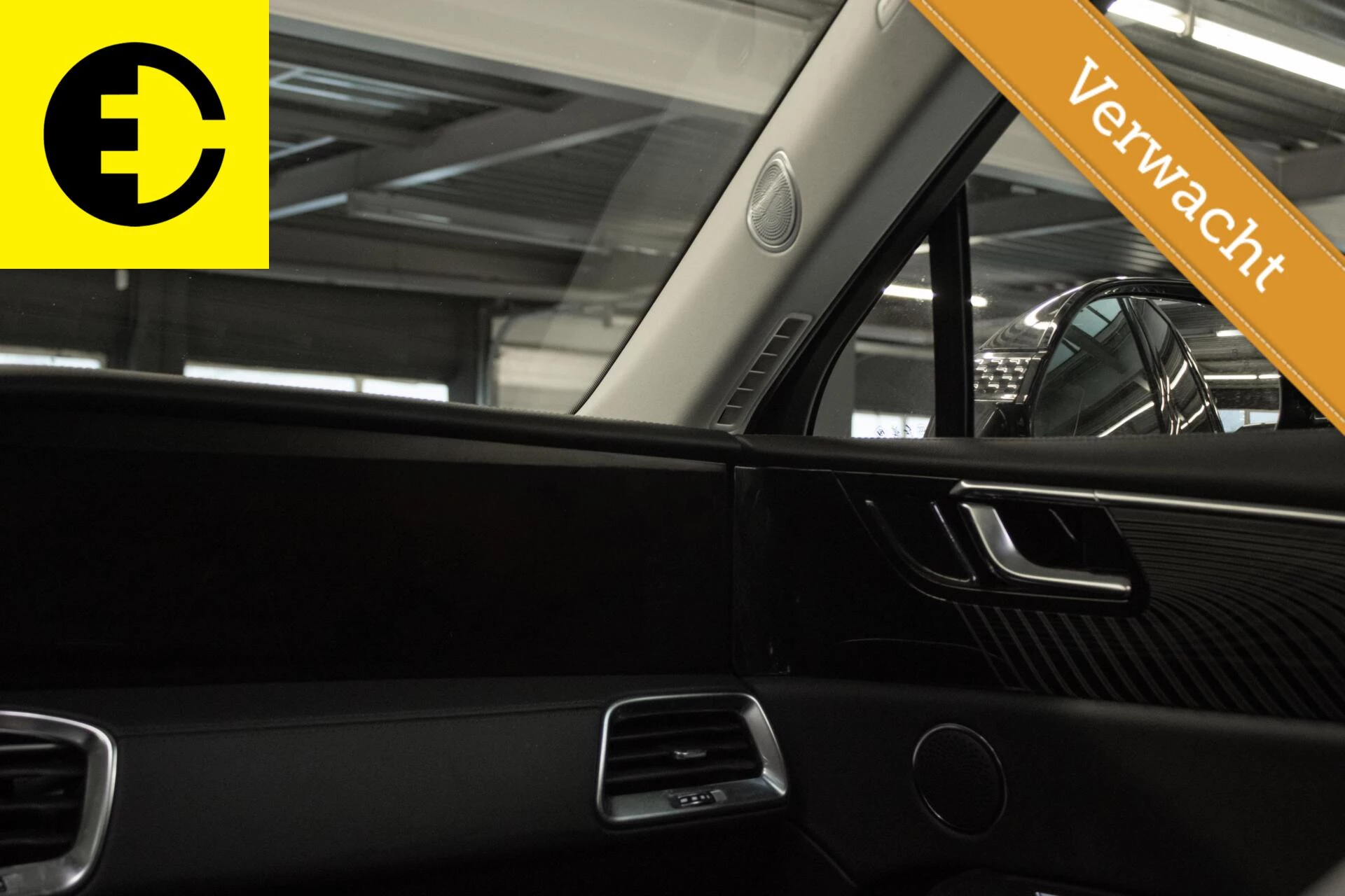 Hoofdafbeelding Hongqi E-HS9