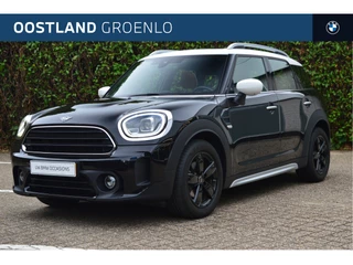 MINI Countryman Cooper Classic Automaat / Panoramadak / LED / Stuurverwarming / Comfort Access / Comfortstoelen / Cruise Control / Leder