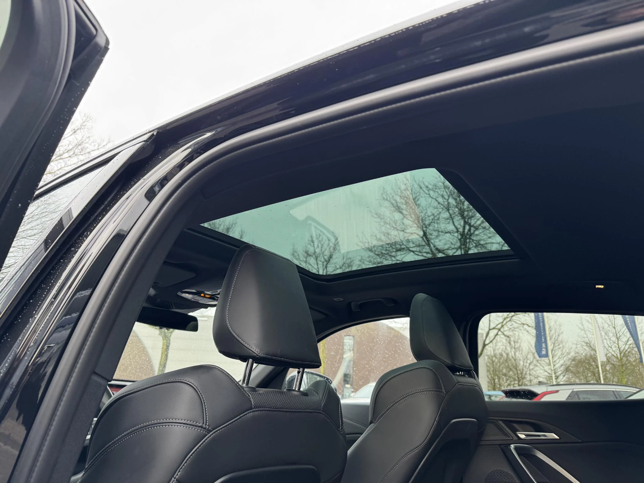 Hoofdafbeelding BMW iX2