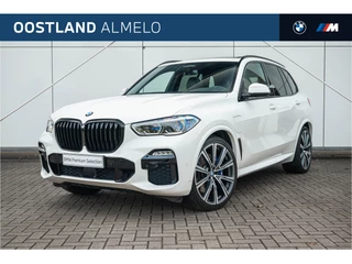 BMW X5 xDrive45e M Sport Automaat / Panoramadak / Sportstoelen / Adaptief onderstel / Soft-Close / Laserlight / LED / Head-Up / Harman Kardon