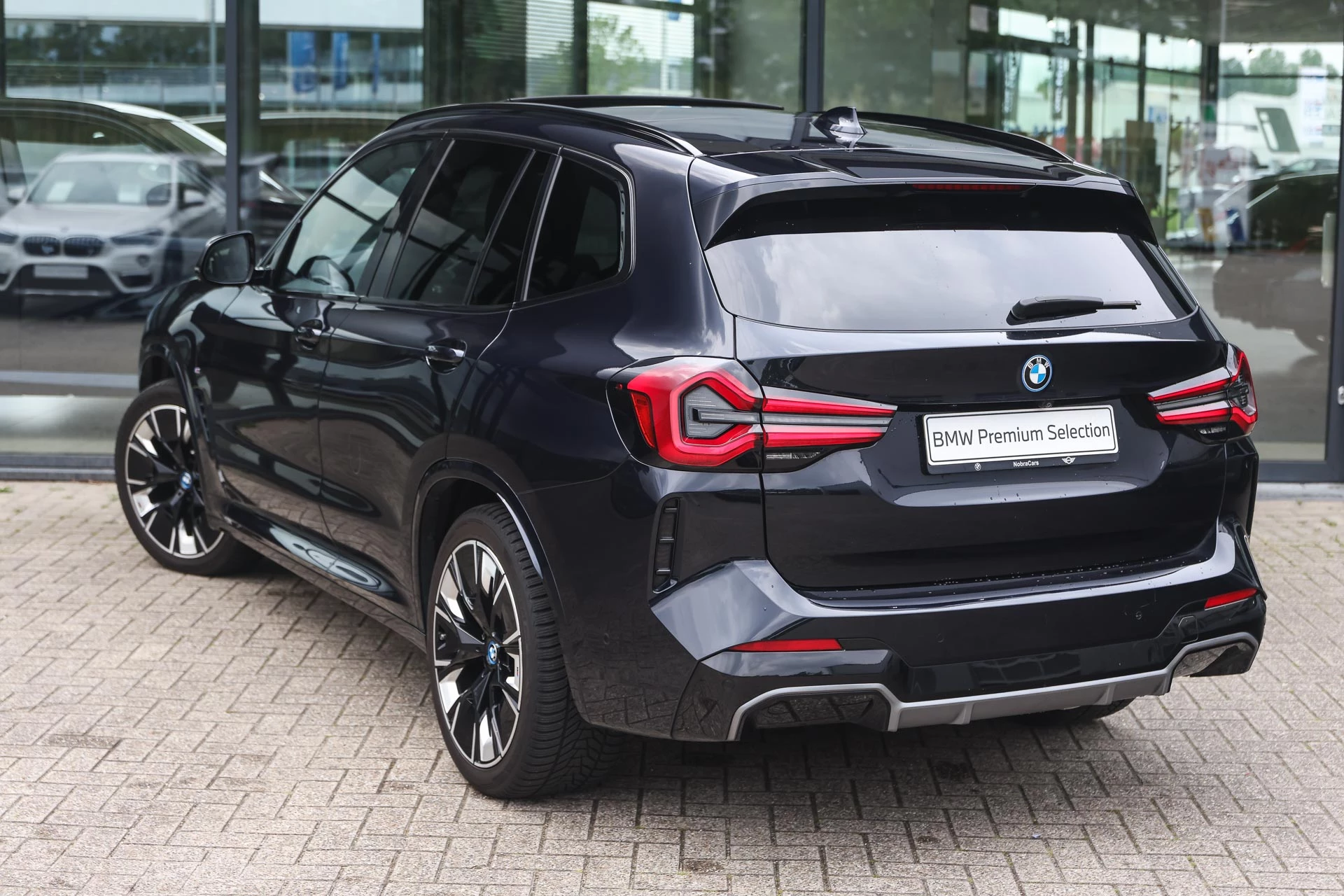 Hoofdafbeelding BMW iX3