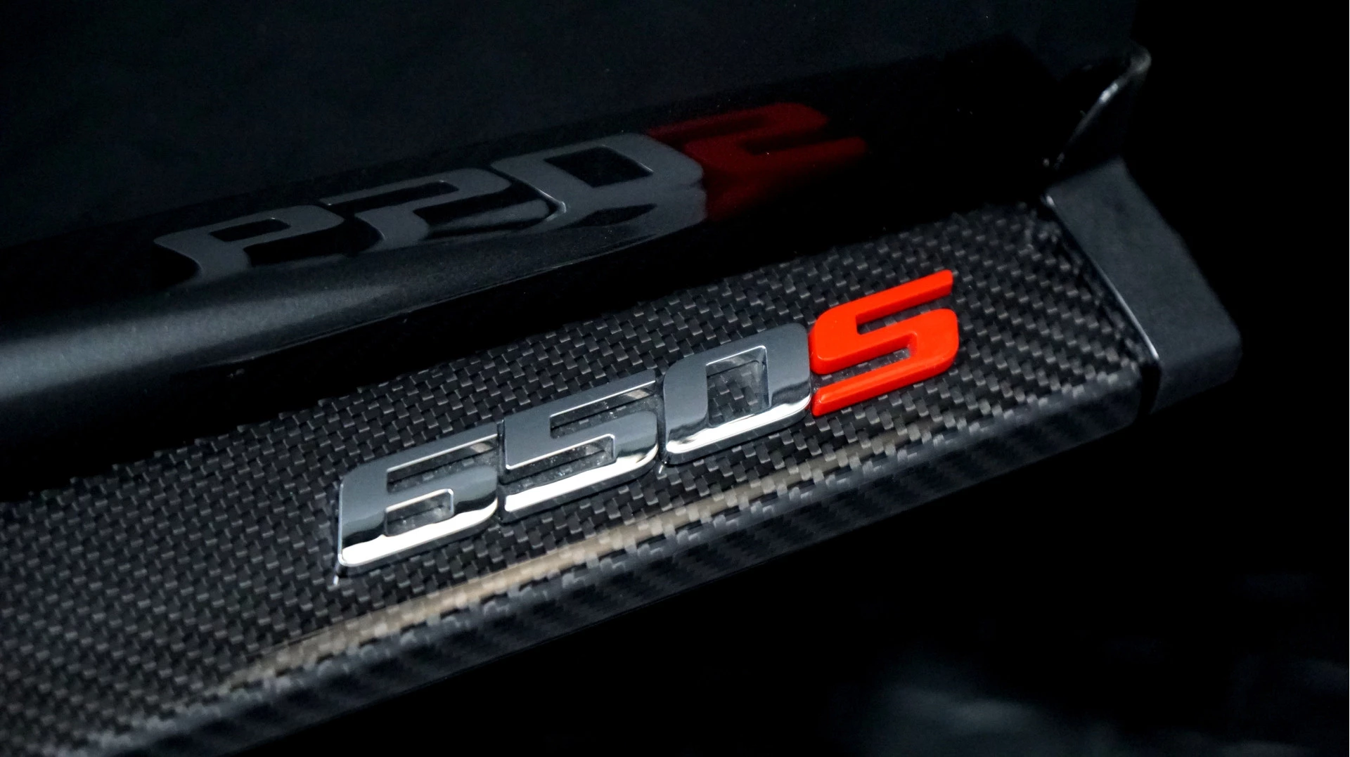 Hoofdafbeelding McLaren 650S