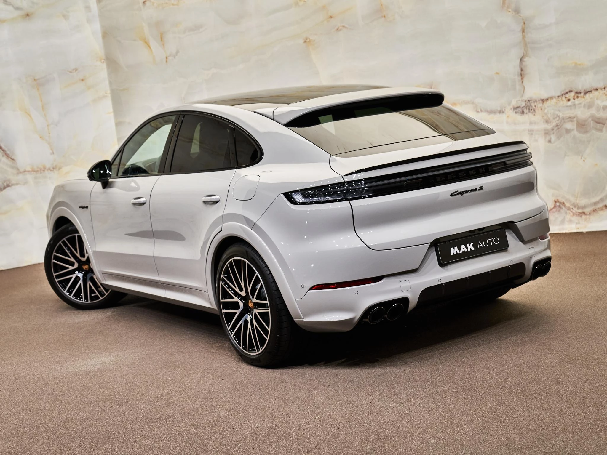 Hoofdafbeelding Porsche Cayenne