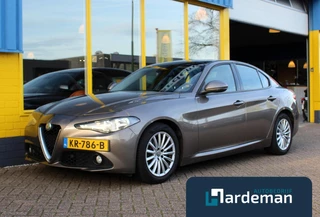Alfa Romeo Giulia 2.2 Business Super Panorama Driver Assist.