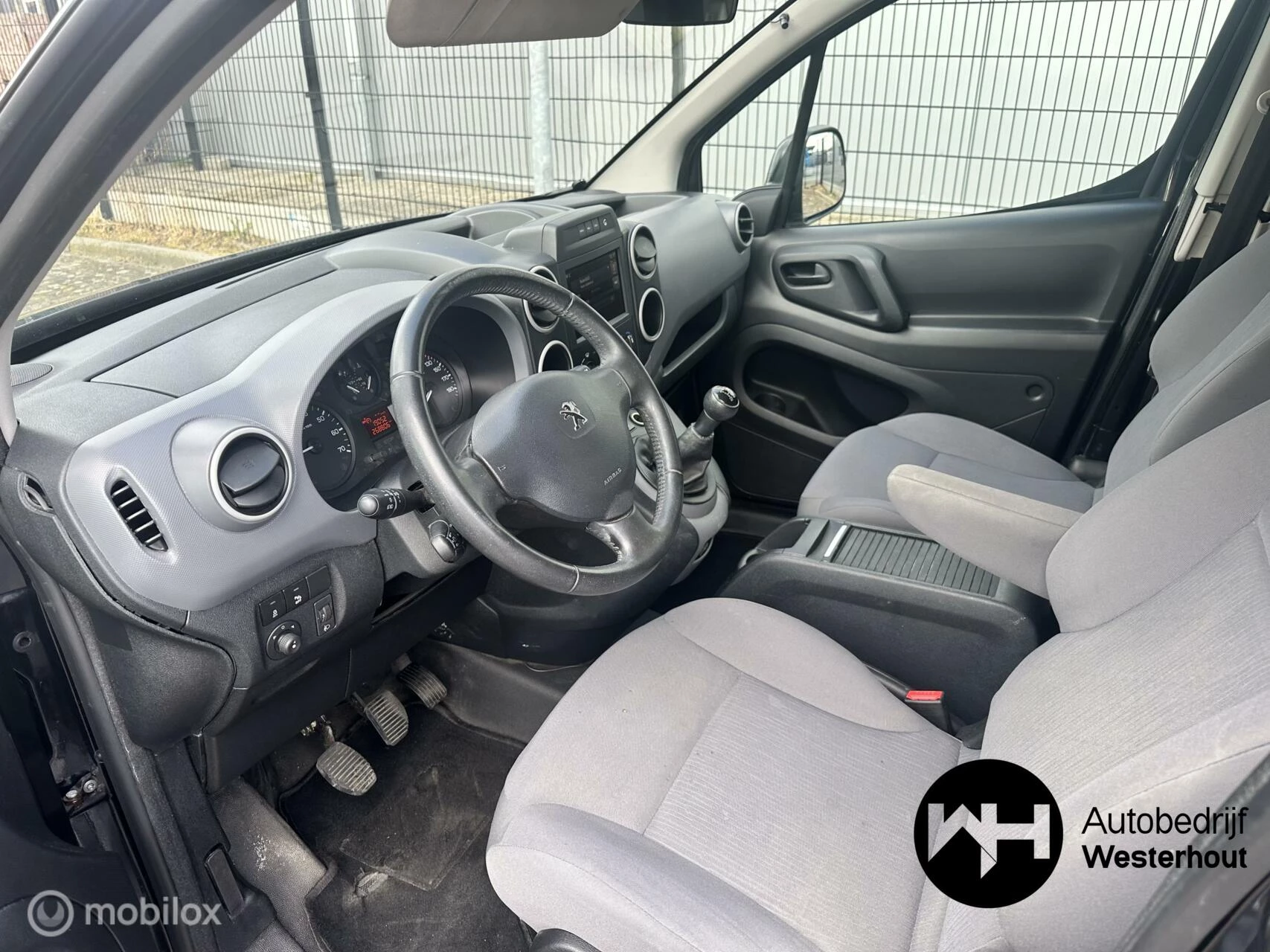 Hoofdafbeelding Peugeot Partner