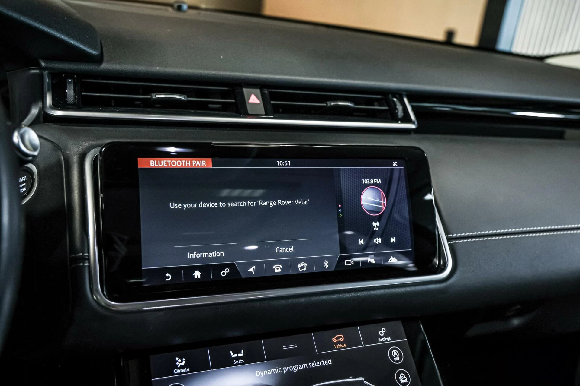 Hoofdafbeelding Land Rover Range Rover Velar