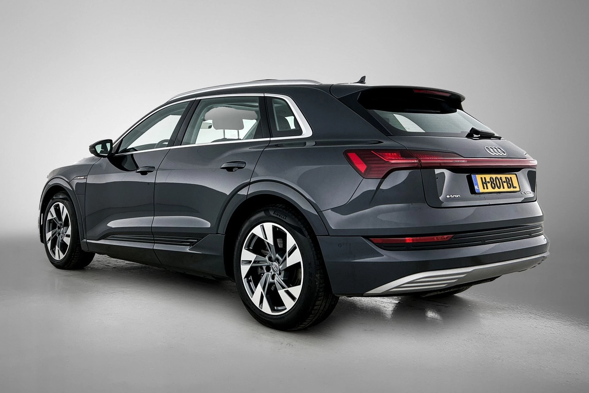 Hoofdafbeelding Audi e-tron