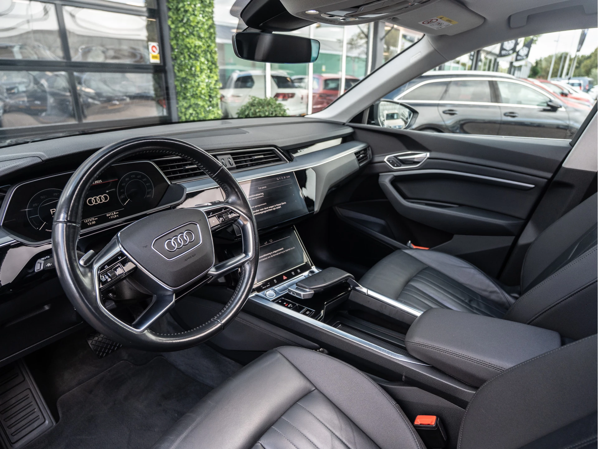 Hoofdafbeelding Audi e-tron