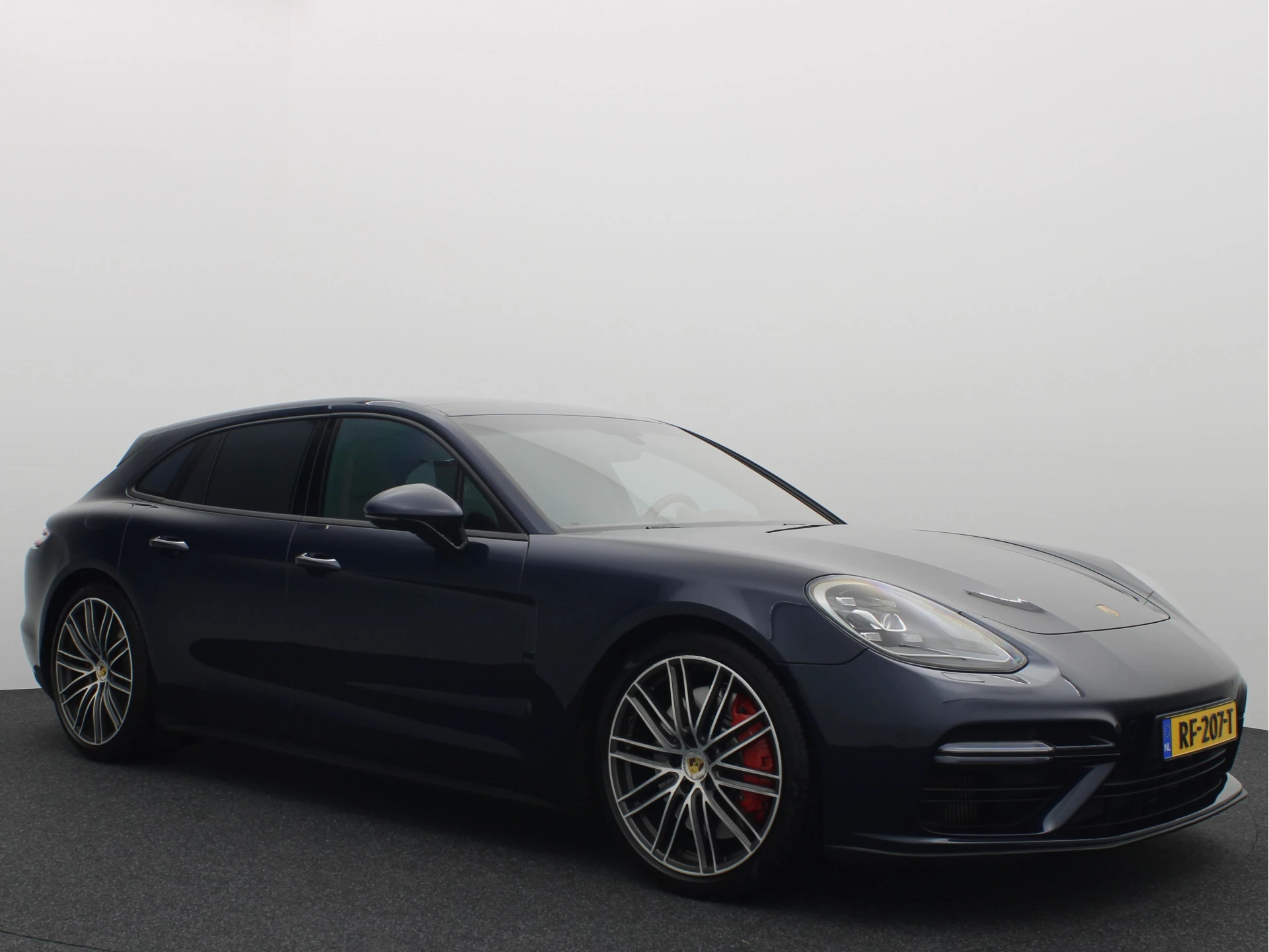 Hoofdafbeelding Porsche Panamera